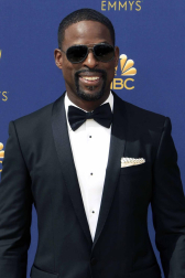 'Juego de Tronos' extendió su imperio televisivo en los Emmy, en los que se llevó el premio a la mejor serie dramática, mientras que 'The Marvelous Mrs. Maisel' arrasó con su primera temporada en los apartados de comedia de los galardones más importantes de la pequeña pantalla.