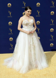 'Juego de Tronos' extendió su imperio televisivo en los Emmy, en los que se llevó el premio a la mejor serie dramática, mientras que 'The Marvelous Mrs. Maisel' arrasó con su primera temporada en los apartados de comedia de los galardones más importantes de la pequeña pantalla.