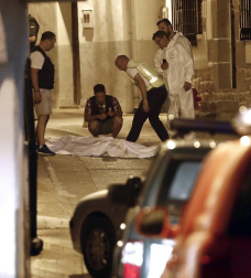 La disputa entre dos familias fue el origen de un tiroteo en la localidad navarra que se saldó con un varón y sus dos hijos muertos por disparos de escopeta.