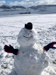 La borrasca 'Helena' cubre de nieve Pamplona y buena parte de Navarra