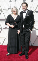 Los looks que han lucido sobre la alfombra roja los invitados a los premios Oscar 2019.