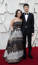Los looks que han lucido sobre la alfombra roja los invitados a los premios Oscar 2019.