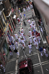 La grabación del filme, que ha arrancado a las 8 horas, ha cortado el tránsito peatonal de varias calles del Casco Viejo hasta las 20 horas