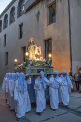 Multitudinario acto de Semana Santa celebrado por las calles de la localidad este Viernes Santo, 19 de abril.