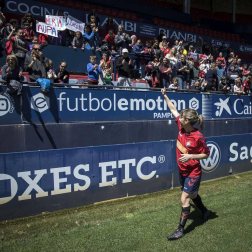 Osasuna Femenino superó al Santa Teresa Badajoz (2-1) con goles de Patricia Zugasti y Lorena Herrera, pero no logró el pase a la final de la fase de ascenso a LaLiga Iberdrola, en un duelo en el que las navarras mostraron mayor ambición en el campo que su rival.