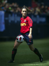 Osasuna Femenino superó al Santa Teresa Badajoz (2-1) con goles de Patricia Zugasti y Lorena Herrera, pero no logró el pase a la final de la fase de ascenso a LaLiga Iberdrola, en un duelo en el que las navarras mostraron mayor ambición en el campo que su rival.