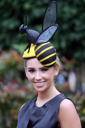 Fotos de los tocados y chisteras en las carreras de Ascot