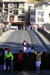 Fotos del primer encierro del puente de fiestas de Peralta y de la charanga 'Las Tetas'