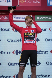 Imágenes de la llegada de la Vuelta Ciclista a España a Navarra, con el final de etapa en Urdax-Dantxarinea.