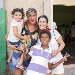 Del 27 de agosto al 1 de septiembre los vecinos de Dicastillo salieron a la calle para compartir con vecinos y visitantes la alegría de sus fiestas grandes. Desde el Chupinazo hasta el Pobre de mí, el programa de fiestas reservó actos especiales para niños, mujeres, jóvenes y jubilados.