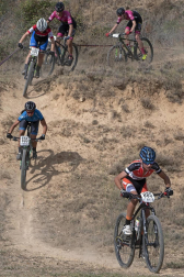 La localidad de Tierra Estella acogió este domingo al disputa de la prueba ciclista.