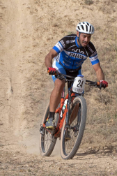 La localidad de Tierra Estella acogió este domingo al disputa de la prueba ciclista.