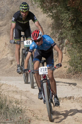 La localidad de Tierra Estella acogió este domingo al disputa de la prueba ciclista.