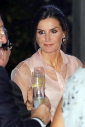 Felipe VI defiende ante el presidente de Cuba los derechos humanos