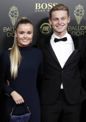 Fotografías de la gala de entrega del Balón de Oro, trofeo que concede la revista deportiva francesa 'France Football'.