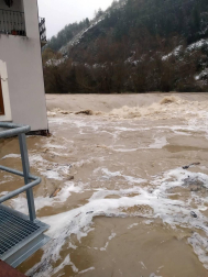 Fotos enviadas por los lectores de Diario de Navarra de las inundaciones de este viernes en Navarra.