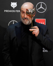 Los Premios Feroz 2020 han encumbrado a Pedro Almodóvar por su película 'Dolor y gloria', con una gala ácida que este año ha vuelto a celebrarse en Madrid, donde una de las protagonistas de la noche ha sido Penélope Cruz.