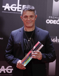 Todas las fotos de los I Premios Odeón, celebrados este lunes 20 de enero en el Teatro Real