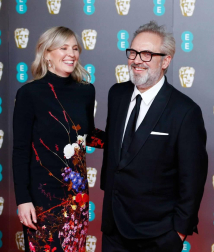 El negro, salvo algunas excepciones, fue el rey de la alfombra roja de los Bafta del cine británico.