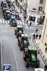 Imágenes de los tractores para la protesta agraria con tractores en Pamplona.