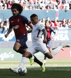 Imágenes del encuentro correspondiente a la Jornada 25 de LaLiga Santander disputado en el estadio de El Sadar.