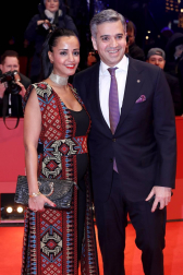 Fotografías de la alfombra roja y de la entrega de premios de la 70ª edición de la Berlinale, que ha otorgado el Oso de Oro a la película iraní 'There is no Evil'.