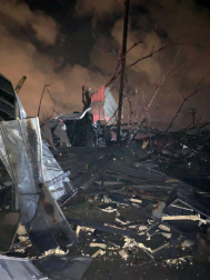 El azote de "devastadores" tornados deja al menos 25 muertos en EE UU