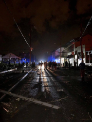 El azote de "devastadores" tornados deja al menos 25 muertos en EE UU