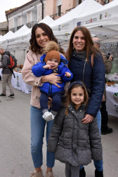 El pasado sábado 29 de febrero Cabanillas sacó a la calle dos de sus mayores tesoros verdes para celebrar el I Día de la Acelga y la Borraja 2020. Organizada por el Consorcio EDER, la jornada contó con exposiciones, degustaciones variadas, venta de productos típicos, talleres de todo tipo, visitas guiadas y hasta hinchables para los más pequeños.