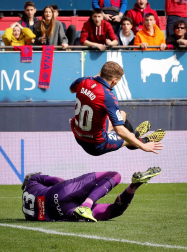 Galería de fotos del partido Osasuna-Espanyol, disputado en El Sadar y correspondiente a la jornada 27 de LaLiga Santander.
