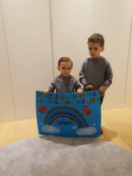 Imágenes enviadas por los lectores donde muestran cómo pasan el aislamiento en casa por el coronavirus.