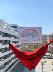 El pañuelo de San Fermín este sábado en todas las ventanas de Navarra. Esa es la idea con la que la capilla de San Fermín hace un llamamiento con motivo del cuarto peldaño de la escalera, este 4 de abril,