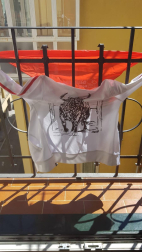 El pañuelo de San Fermín este sábado en todas las ventanas de Navarra. Esa es la idea con la que la capilla de San Fermín hace un llamamiento con motivo del cuarto peldaño de la escalera, este 4 de abril,