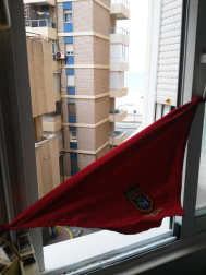 El pañuelo de San Fermín este sábado en todas las ventanas de Navarra. Esa es la idea con la que la capilla de San Fermín hace un llamamiento con motivo del cuarto peldaño de la escalera, este 4 de abril,