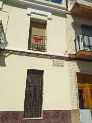 El pañuelo de San Fermín este sábado en todas las ventanas de Navarra. Esa es la idea con la que la capilla de San Fermín hace un llamamiento con motivo del cuarto peldaño de la escalera, este 4 de abril,
