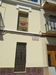 El pañuelo de San Fermín este sábado en todas las ventanas de Navarra. Esa es la idea con la que la capilla de San Fermín hace un llamamiento con motivo del cuarto peldaño de la escalera, este 4 de abril,