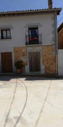 El pañuelo de San Fermín este sábado en todas las ventanas de Navarra. Esa es la idea con la que la capilla de San Fermín hace un llamamiento con motivo del cuarto peldaño de la escalera, este 4 de abril,