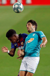 Imágenes del choque entre rojillos y culés correspondiente a la Jornada 37 de LaLiga Santander disputado en el Camp Nou.
