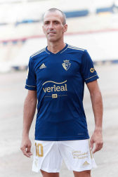 El club rojillo ha presentado el diseño de las camisetas, de Adidas, para la temporada 2020-2021 con la del Centenario.