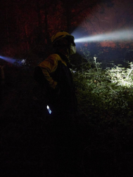 El rayo de una tormenta provoca un incendio forestal en Gazolaz