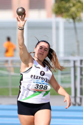 La segunda jornada del campeonato navarro absoluto de atletismo se disputó este domingoen las pistas de Larrabide. Las diferentes pruebas tuvieron que disputarse a puerta cerrada debido a las medidas de seguridad por la pandemia del coronavirus. Con esta jornada se ha puesto fin al campeonato navarro absoluto de atletismo.