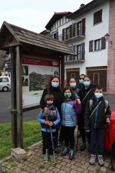 El recurso a los espacios naturales como vía de escape en el año del coronavirus ha llevado a abarrotar algunos puntos de Navarra