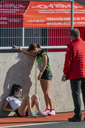 Iker Diges y Alicia Carrera se han proclamado campeones navarros de la distancia de 5 kilómetros en una carrera que ha acogido el Circuito de Los Arcos y que ha sido la primera prueba celebrada en Navarra tras la irrupción de la covid-19.