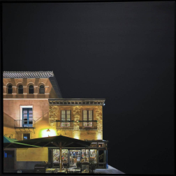 Iñaki Lazkoz firma 'Paseo nocturno', su nueva exposición en Ormolù en la que la noche se convierte en elemento evocador de la soledad, la paz interior y el encuentro con uno mismo
