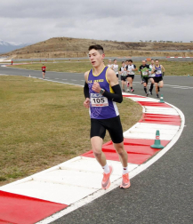 El Circuito de Navarra ha sido el escenario del Campeonato Navarro de 10 Kilómetros y la 'SanSilRace 2020' popular como broche a este atípico año