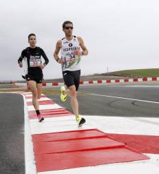 El Circuito de Navarra ha sido el escenario del Campeonato Navarro de 10 Kilómetros y la 'SanSilRace 2020' popular como broche a este atípico año