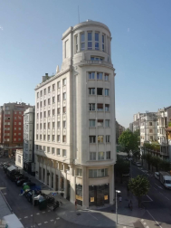 Alquiler de oficina en calle Bergamín, 2: edificio Aurora