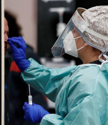 Imágenes de este lunes 19 de octubre de las pruebas PCR realizadas en Refena