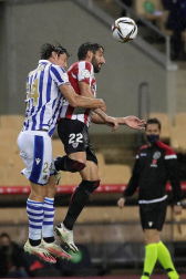La Real Sociedad se proclamó campeona de la Copa del Rey de la pasada temporada, aplazada por la pandemia de coronavirus, al ganar por 0-1 al Athletic Club con un gol de penalti marcado por Mikel Oyarzábal.