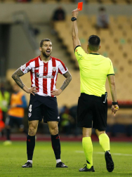 La Real Sociedad se proclamó campeona de la Copa del Rey de la pasada temporada, aplazada por la pandemia de coronavirus, al ganar por 0-1 al Athletic Club con un gol de penalti marcado por Mikel Oyarzábal.